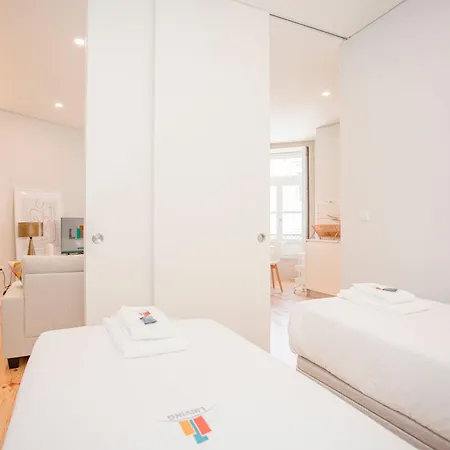 Liiiving In - Aliados Stone Apartamento