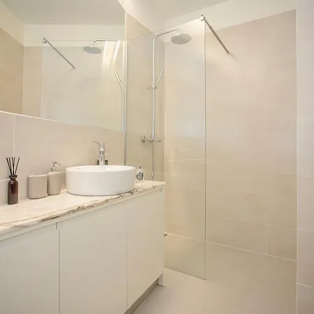 Appartement Liiiving In - Aliados Stone Porto