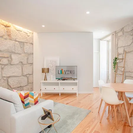 Liiiving In - Aliados Stone Appartement *