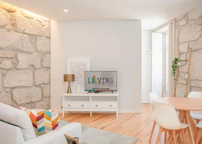 Apartman Liiiving In - Aliados Stone *