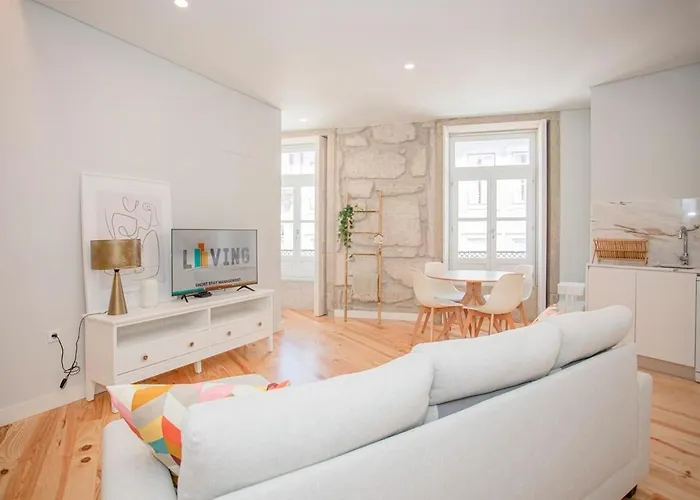 Liiiving In - Aliados Stone *