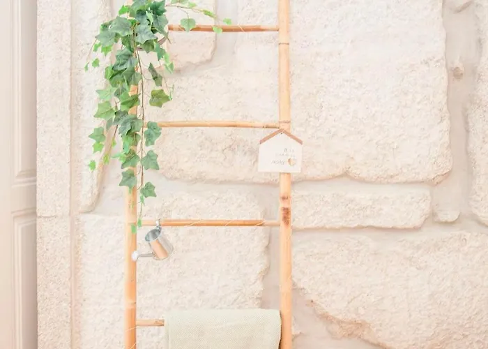 Liiiving In - Aliados Stone Porto