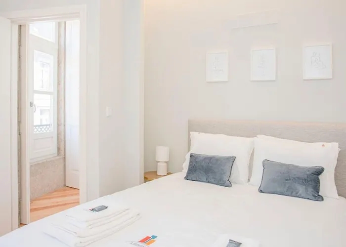 Liiiving In - Aliados Stone * Porto