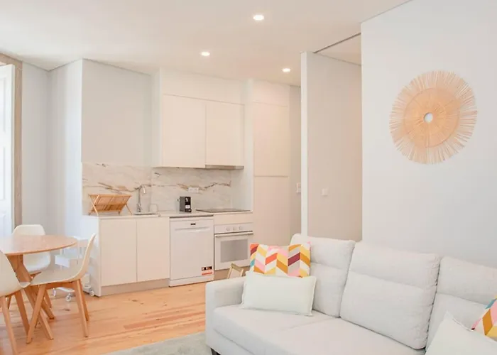 Liiiving In - Aliados Stone Porto