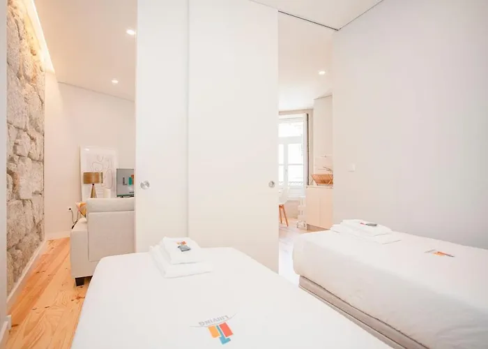 Liiiving In - Aliados Stone